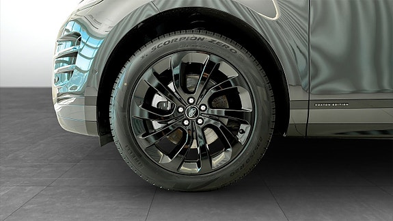 Land Rover Range Rover Evoque 9 of 16