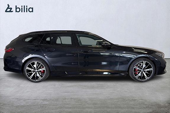 BMW 530e 4 of 5
