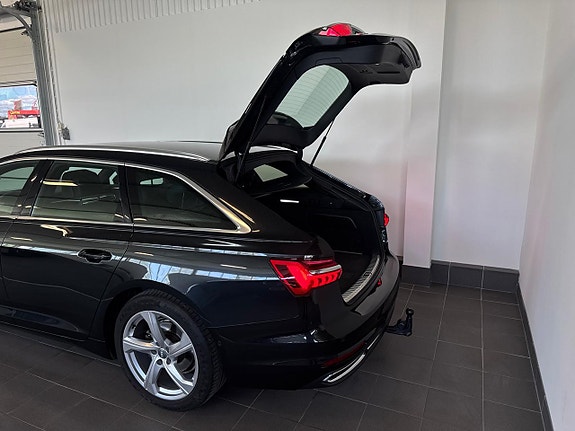 Audi A6 3 of 25