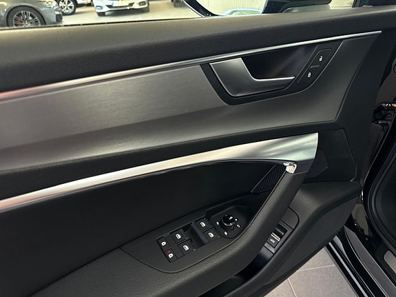 Audi A6 7 of 25