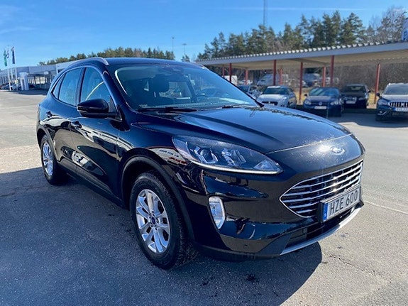 Ford Kuga 2 of 5