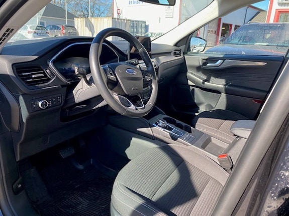 Ford Kuga 5 of 5