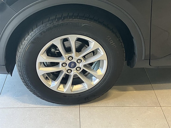 Ford Kuga 4 of 10