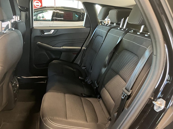 Ford Kuga 7 of 10