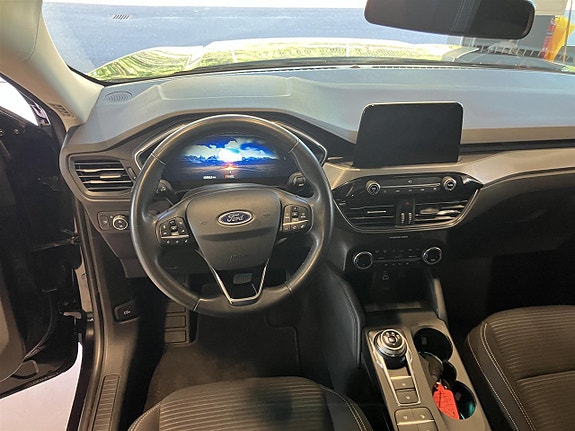 Ford Kuga 2 of 10