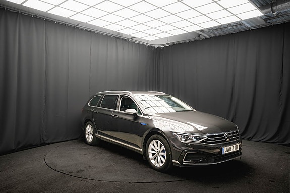 Volkswagen Passat 5 of 5