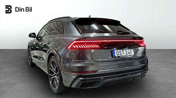 Audi Q8 3 of 13