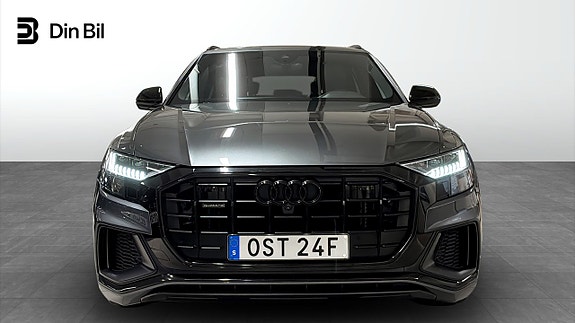 Audi Q8 4 of 13