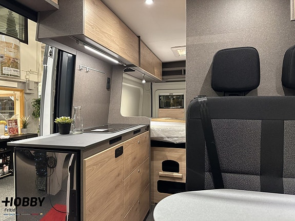 Dethleffs Globetrail 600 DS - Active / Master Class CV 11 of 21