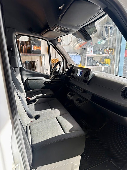 Mercedes-Benz Sprinter 317 7 of 10