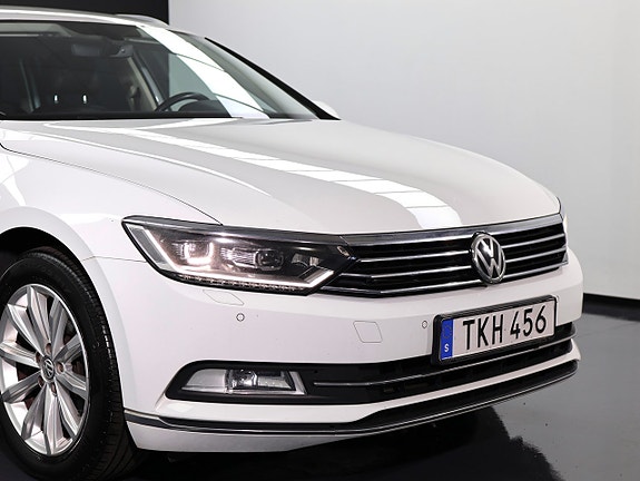 Volkswagen Passat 3 of 5