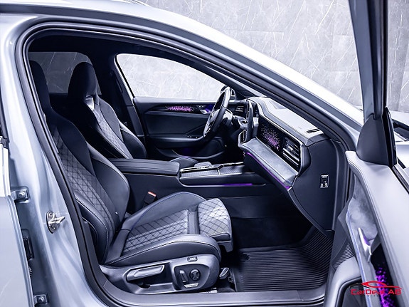 Volkswagen Passat 15 of 30