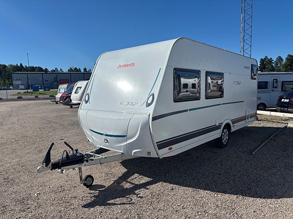 Dethleffs cjoy 480 barnkammarvagn med Ac och markis fuktest 5 of 17