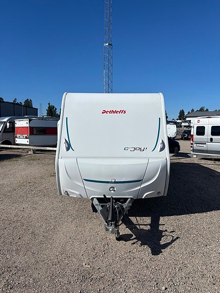 Dethleffs cjoy 480 barnkammarvagn med Ac och markis fuktest 4 of 17