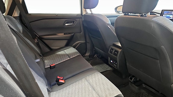Nissan X-Trail 11 of 18