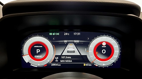 Nissan X-Trail 14 of 18