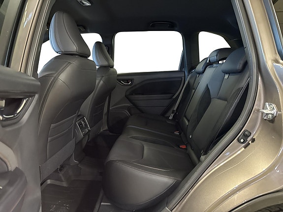 Subaru Forester 4 of 5