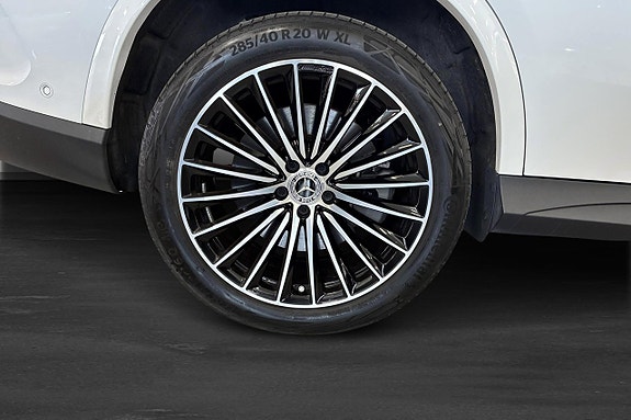 Mercedes-Benz GLC400 e 11 of 12