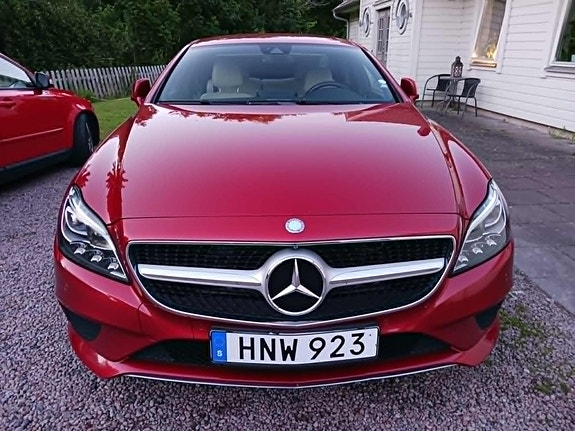 Mercedes-Benz CLS350 6 of 15