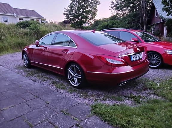 Mercedes-Benz CLS350 5 of 5