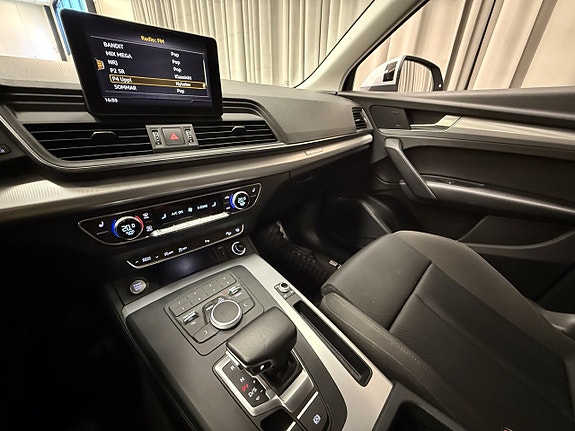 Audi Q5 10 of 16