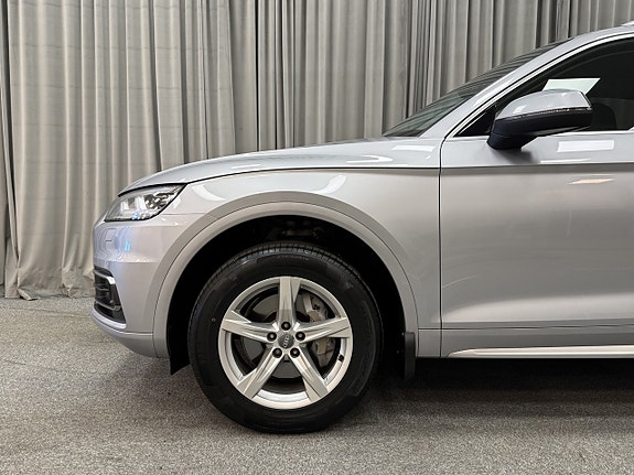 Audi Q5 4 of 16