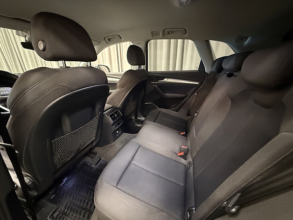 Audi Q5 8 of 16
