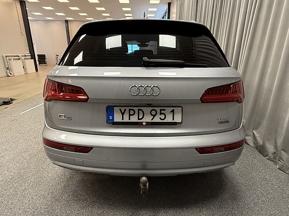 Audi Q5 6 of 16