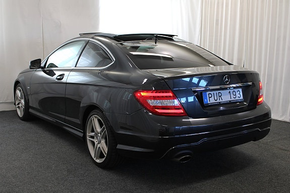 Mercedes-Benz C250 6 of 24