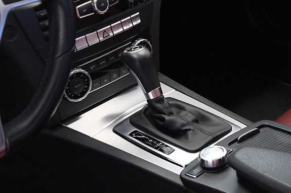 Mercedes-Benz C250 18 of 24
