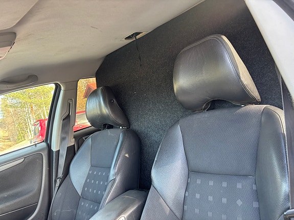 Volvo V70 4 of 4