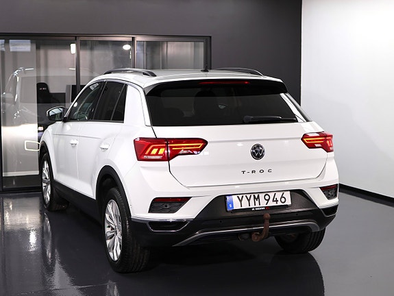 Volkswagen T-Roc 11 of 28