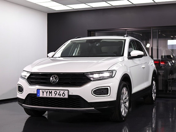 Volkswagen T-Roc 4 of 5