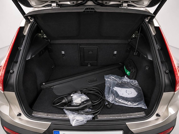 Volvo XC40 7 of 7