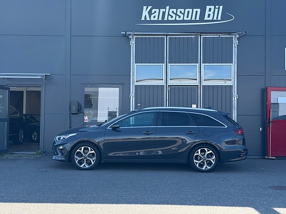 Kia Ceed 3 of 5
