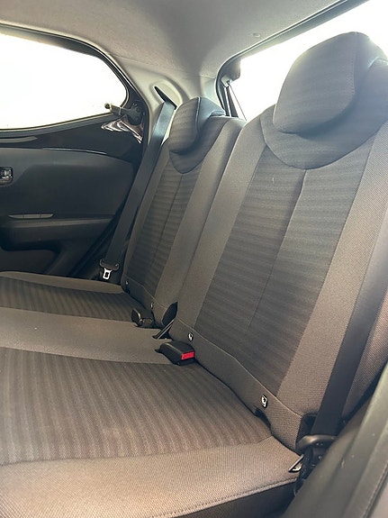 Toyota Aygo 13 of 24