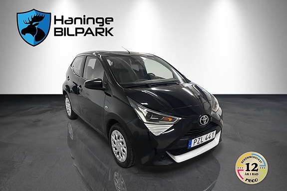 Toyota Aygo 5 of 24
