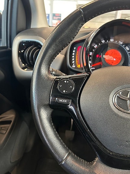 Toyota Aygo 15 of 24