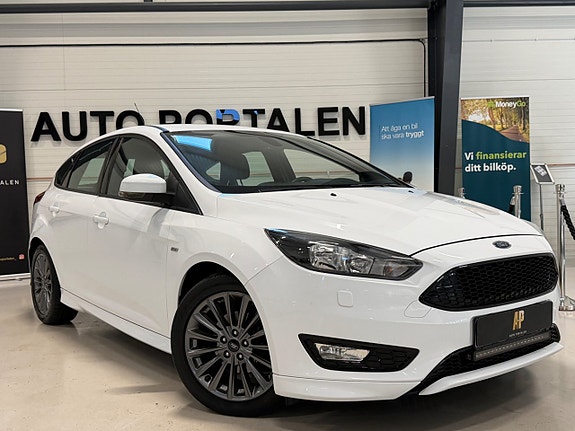 Ford Focus 4 of 5