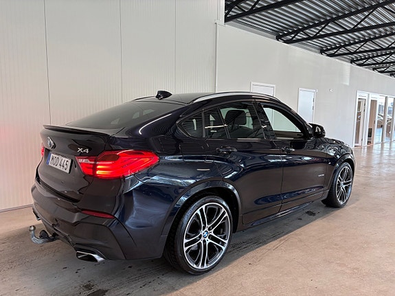 BMW X4 3 of 5