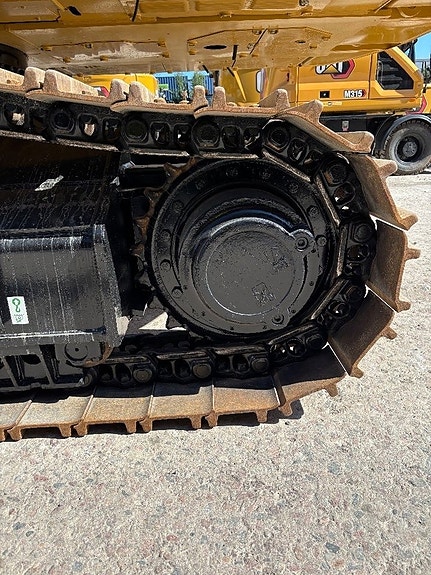 CAT 340 9 of 12