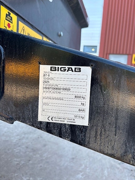 CAT M 315 9 of 15