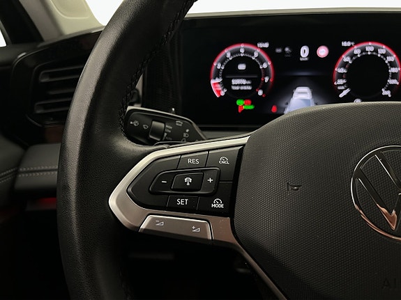Volkswagen Tiguan 16 of 30