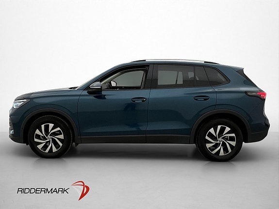 Volkswagen Tiguan 4 of 5