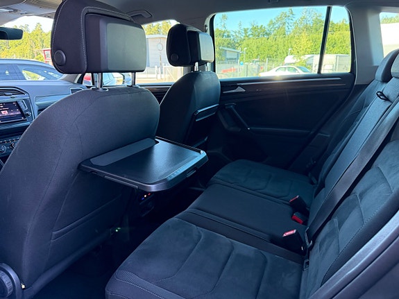 Volkswagen Tiguan 10 of 18