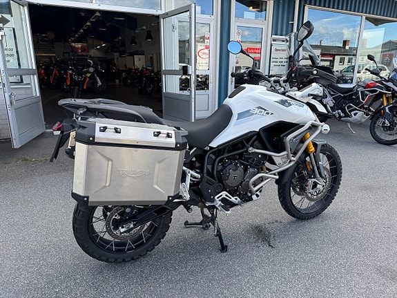 Triumph Tiger 900 Rally Pro 3 of 5