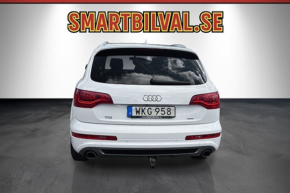 Audi Q7 4 of 30