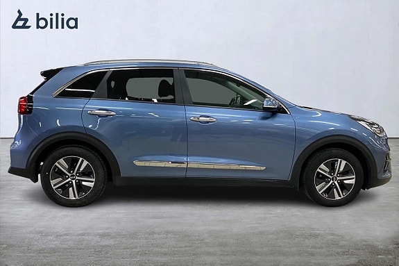 Kia Niro 2 of 24