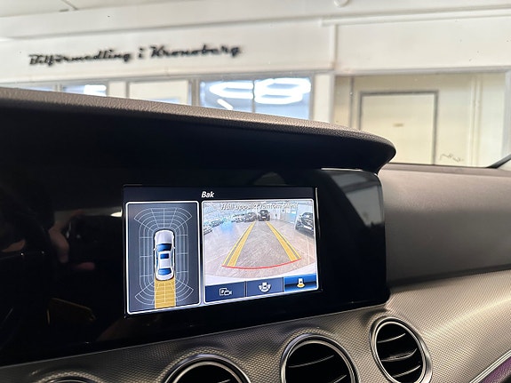 Mercedes-Benz E220 d 11 of 14