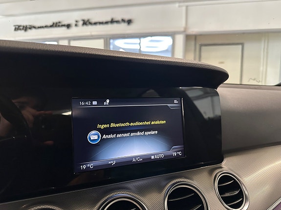 Mercedes-Benz E220 d 14 of 14